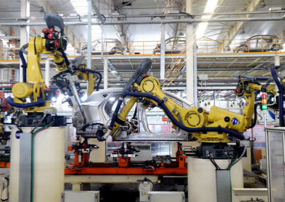 चीन कार विधानसभा रोबोट पैकेजिंग मशीनरी धातु सामग्री उच्च क्षमता आपूर्तिकर्ता